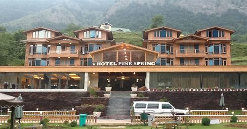 Hotel Pine Spring Gulmarg Luaran gambar