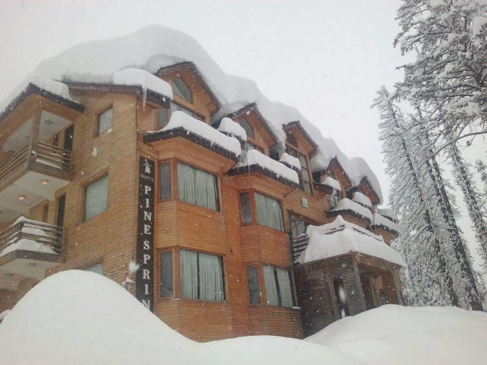 Hotel Pine Spring Gulmarg Luaran gambar